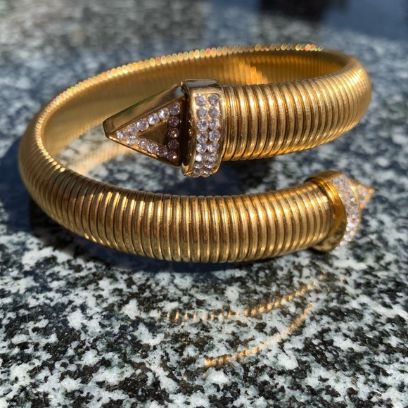 Stunning stainless steel cuff bracelet - Picture 8 of 9